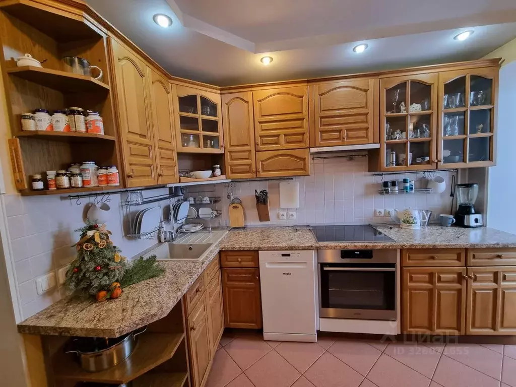 3-к кв. Башкортостан, Уфа ул. Ферина, 4 (103.0 м) - Фото 1