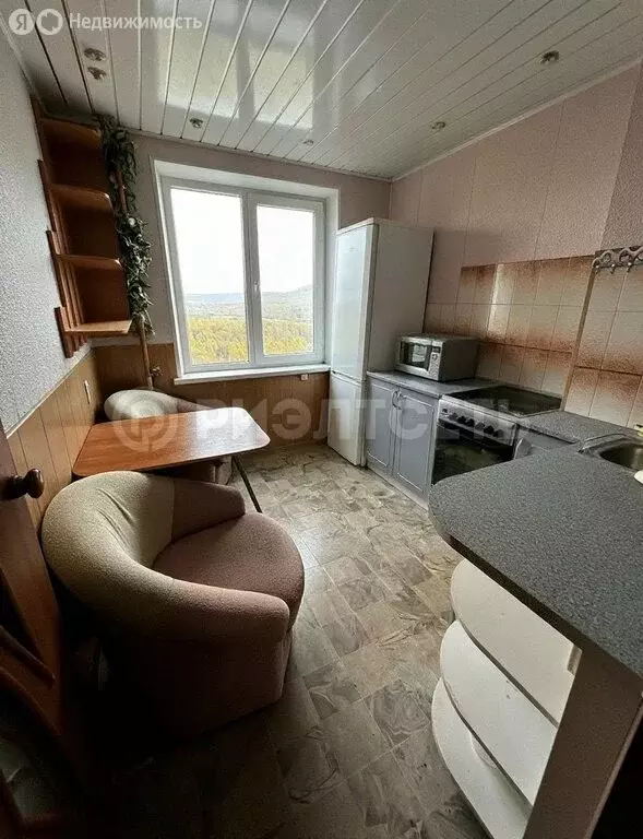 2-комнатная квартира: Североморск, улица Гаджиева, 9 (43.4 м) - Фото 2
