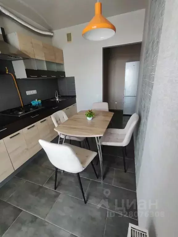 2-к кв. Крым, Симферополь ул. Луговая, 6Жк2 (70.0 м) - Фото 1