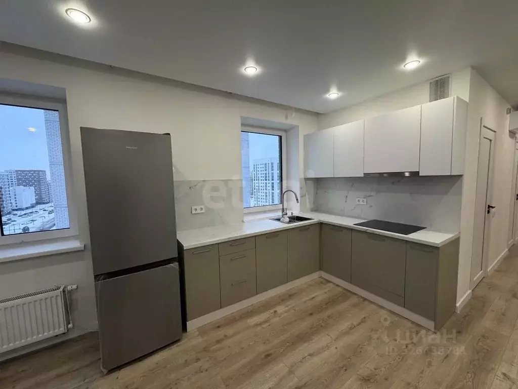 2-к кв. Тюменская область, Тюмень ул. Новоселов, 90 (63.5 м) - Фото 1