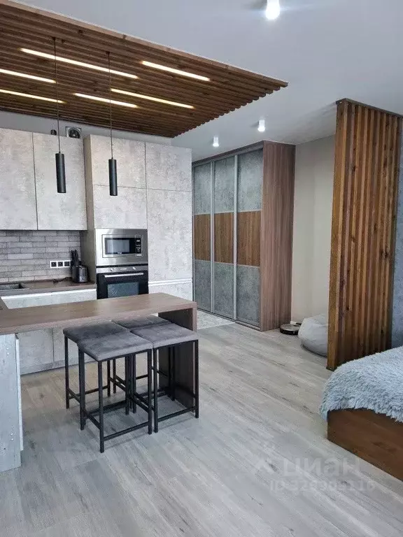 Студия Свердловская область, Екатеринбург ул. Прониной, 27 (32.4 м) - Фото 1