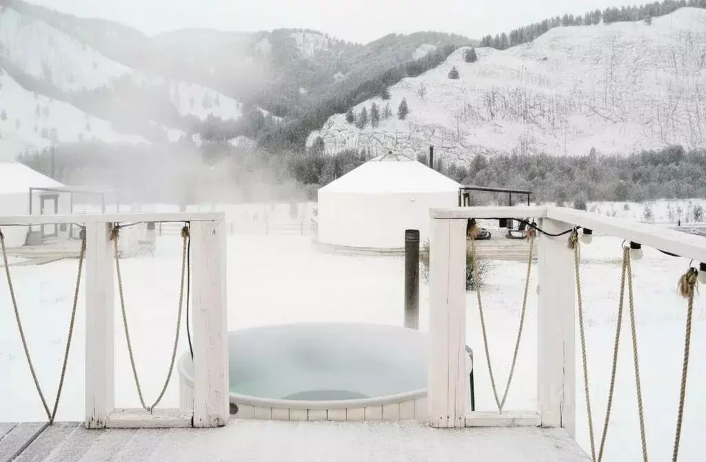 Дом в Алтай, Чемальский район, с. Анос Центральная ул., 127 (40 м) - Фото 1