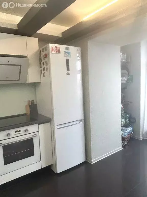 3-комнатная квартира: Омск, улица Яковлева, 147 (98 м) - Фото 2