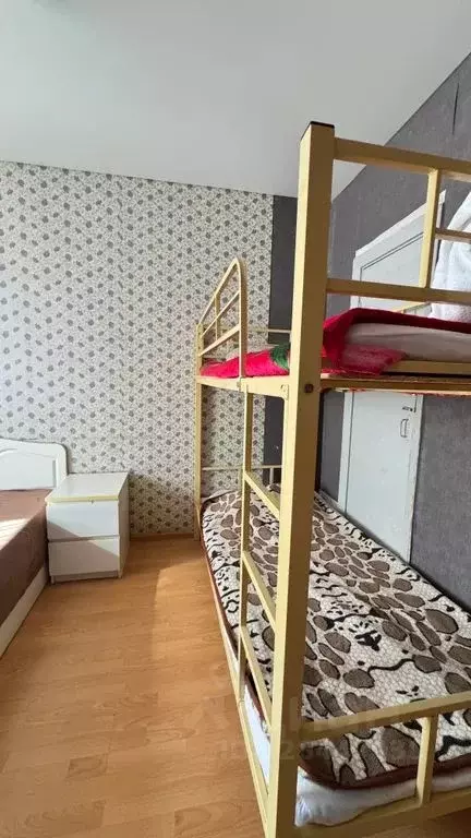 2-к кв. Челябинская область, Троицк ул. Имени Ю.А. Гагарина, 30 (50.0 ... - Фото 2