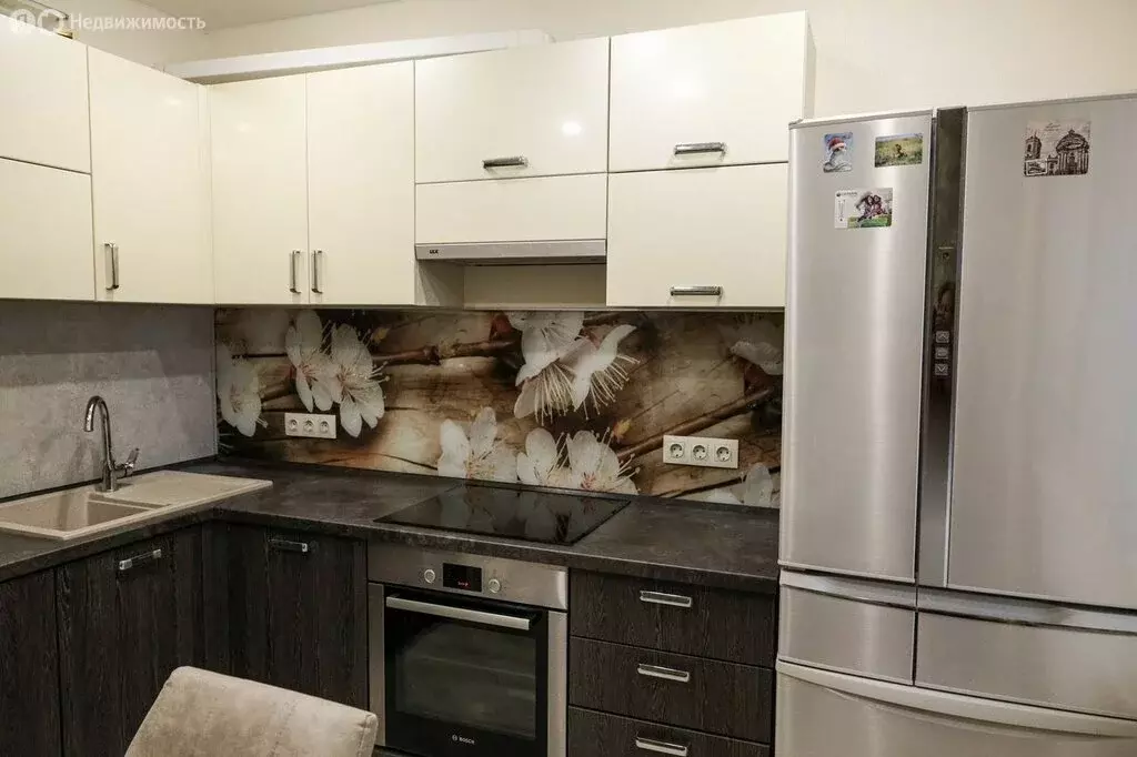 3-комнатная квартира: посёлок Парголово, улица Валерия Гаврилина, 3к1 ... - Фото 1