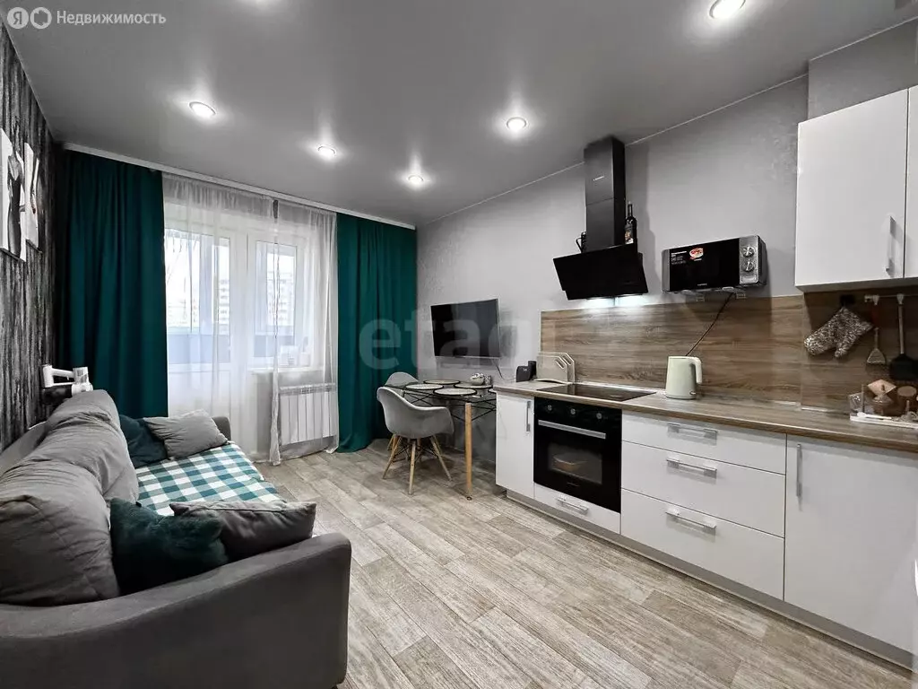 1-комнатная квартира: Тюмень, улица Монтажников, 51 (40.3 м) - Фото 0