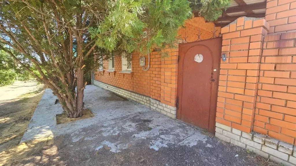 Дом в Волгоградская область, Волгоград ул. Мочалова, 15 (98 м) - Фото 0