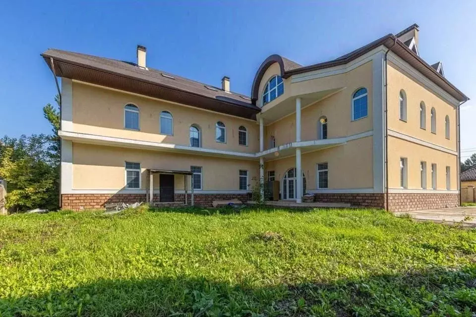 Коттедж в Московская область, Красногорск городской округ, д. ... - Фото 1