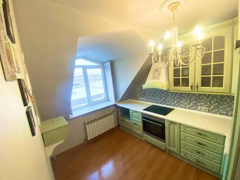3-к кв. Иркутская область, Иркутск ул. Франк-Каменецкого, 8 (82.1 м) - Фото 1