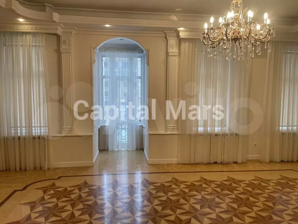 6-к. квартира, 205 м, 3/6 эт. - Фото 1
