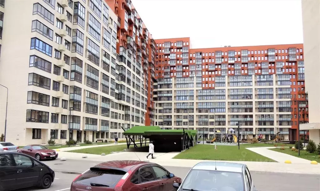 2-к кв. Московская область, Красногорск городской округ, Отрадное пгт ... - Фото 0