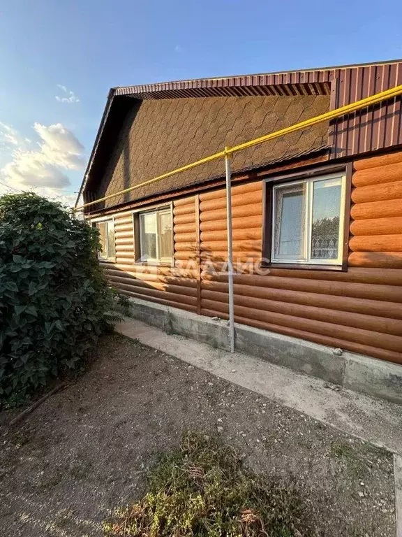 Дом в Оренбургская область, Орск пос. Казачий, ул. Высоковольтная, 9 ... - Фото 2