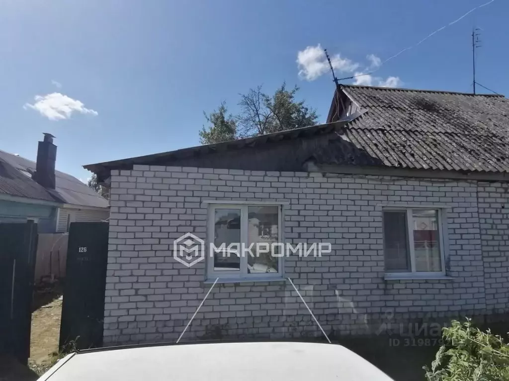 Дом в Брянская область, Карачев ул. 50 лет Октября, 126 (42 м) - Фото 0