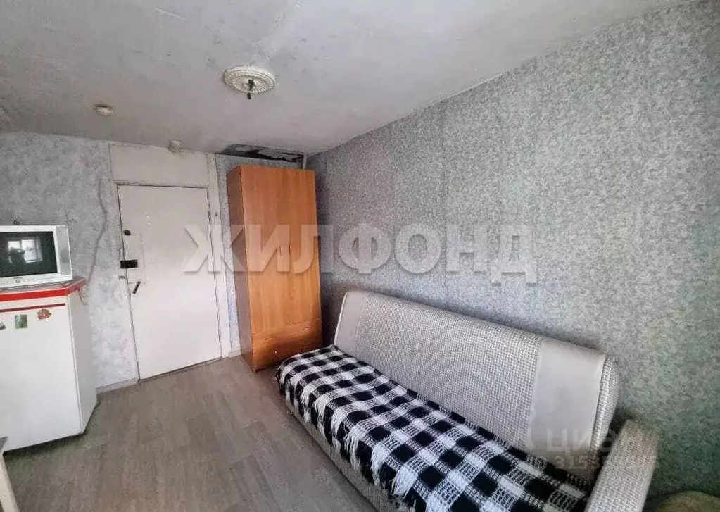 Комната Новосибирская область, Новосибирск ул. Забалуева, 74 (11.5 м) - Фото 1