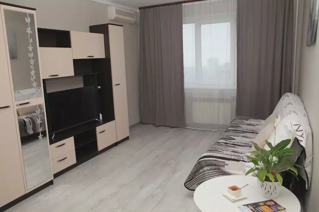 1-к кв. Приморский край, Владивосток ул. Нейбута, 87 (36.0 м) - Фото 1