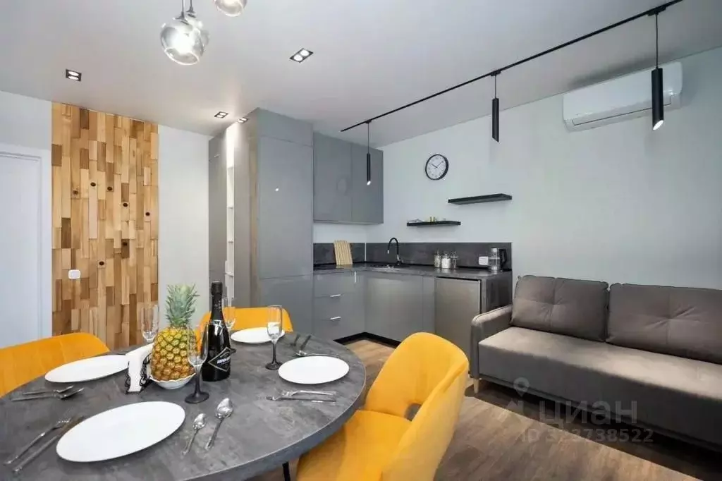 1-к кв. Татарстан, Казань Шоссейная ул., 57 (55.0 м) - Фото 1