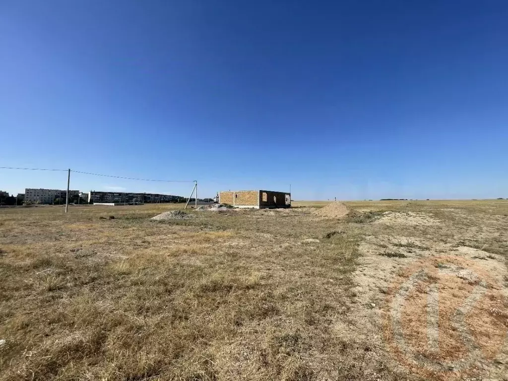 Участок в Крым, Евпатория городской округ, Новоозерное пгт  (5.2 сот.) - Фото 0