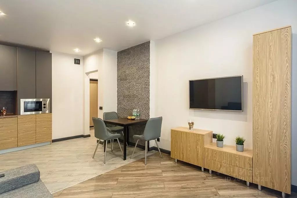 2-к кв. Татарстан, Казань ул. Сабира Ахтямова, 1к3 (45.0 м) - Фото 1