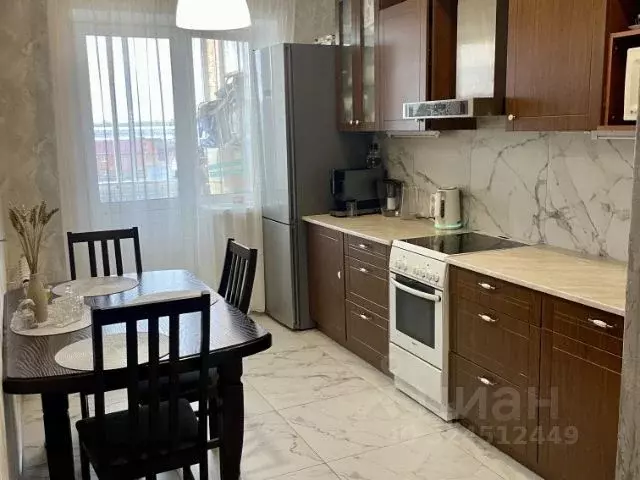 2-к кв. Омская область, Омск ул. Герцена, 270 (63.0 м) - Фото 1