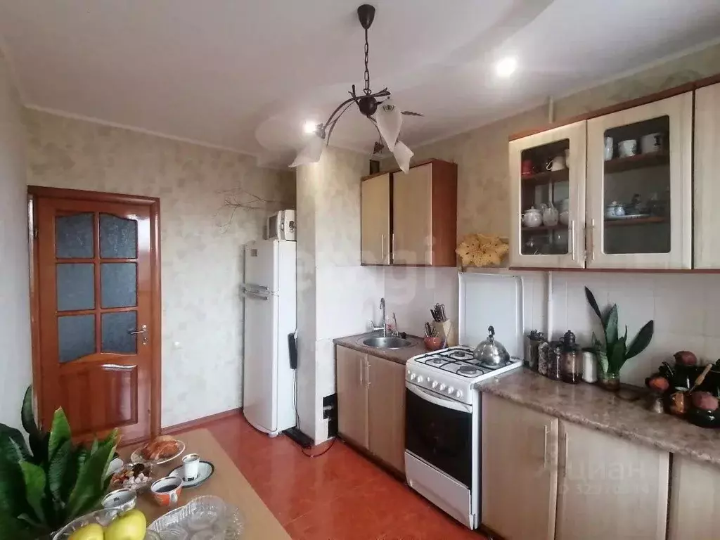 3-к кв. Крым, Симферополь ул. Баррикадная (62.0 м) - Фото 1
