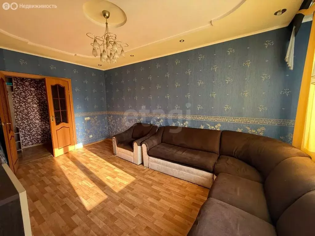 3-комнатная квартира: Стерлитамак, улица Артёма, 35 (66.9 м) - Фото 0