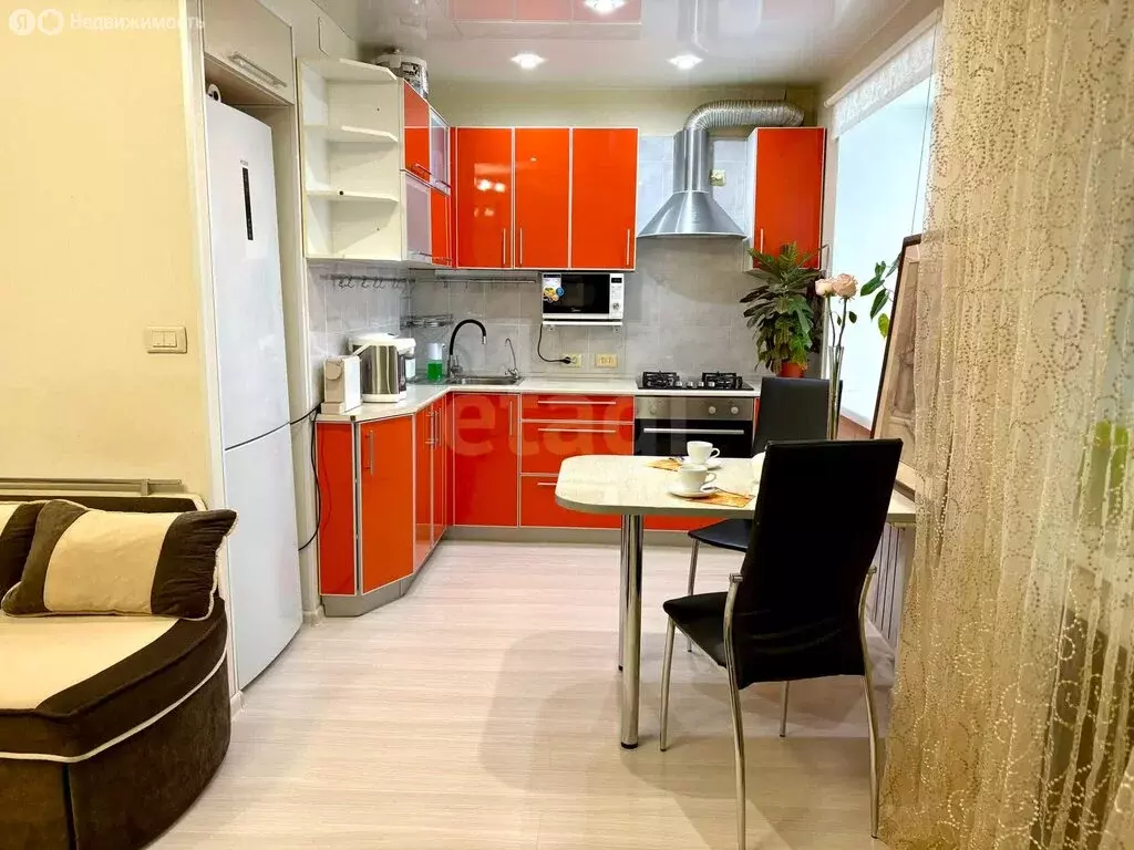 2-комнатная квартира: Череповец, улица Ленина, 119 (42.8 м) - Фото 0