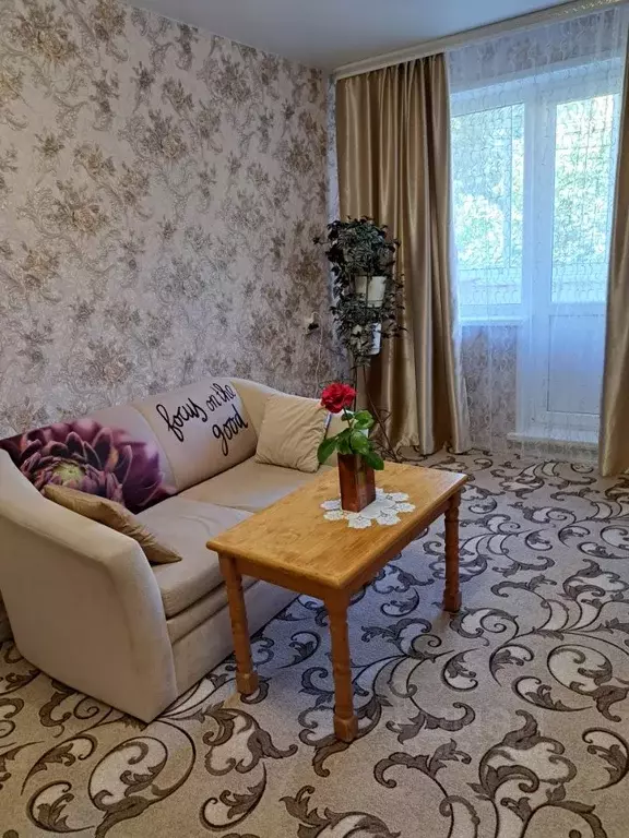 2-к кв. Московская область, Коломна ул. Добролюбова, 6 (44.0 м) - Фото 0