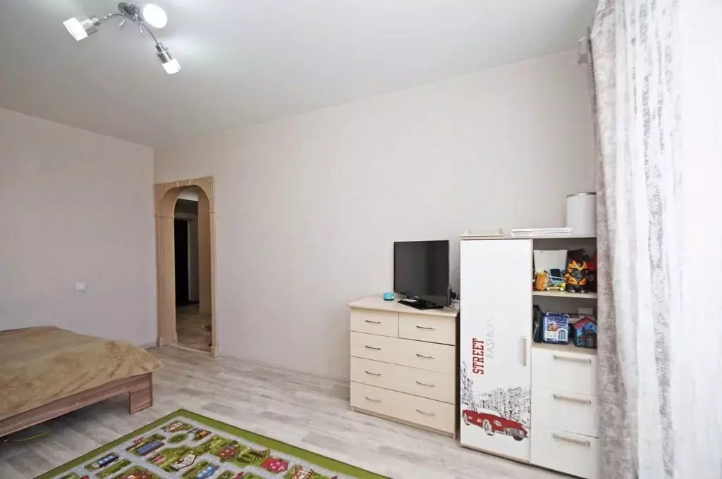 1-к кв. Омская область, Омск бул. Архитекторов, 1б (41.1 м) - Фото 2