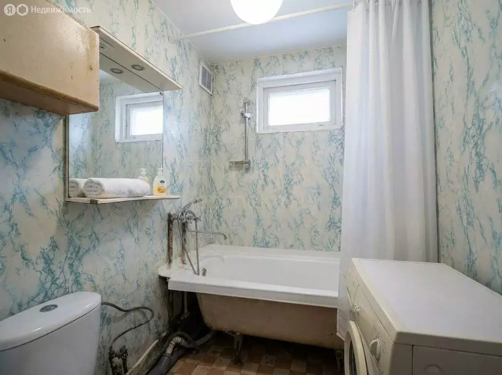 2-комнатная квартира: посёлок городского типа Октябрьский, Дорожная ... - Фото 2