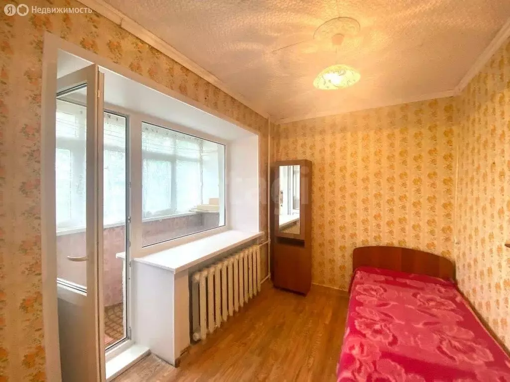 2-комнатная квартира: Пермь, Краснополянская улица, 11 (31.9 м) - Фото 0