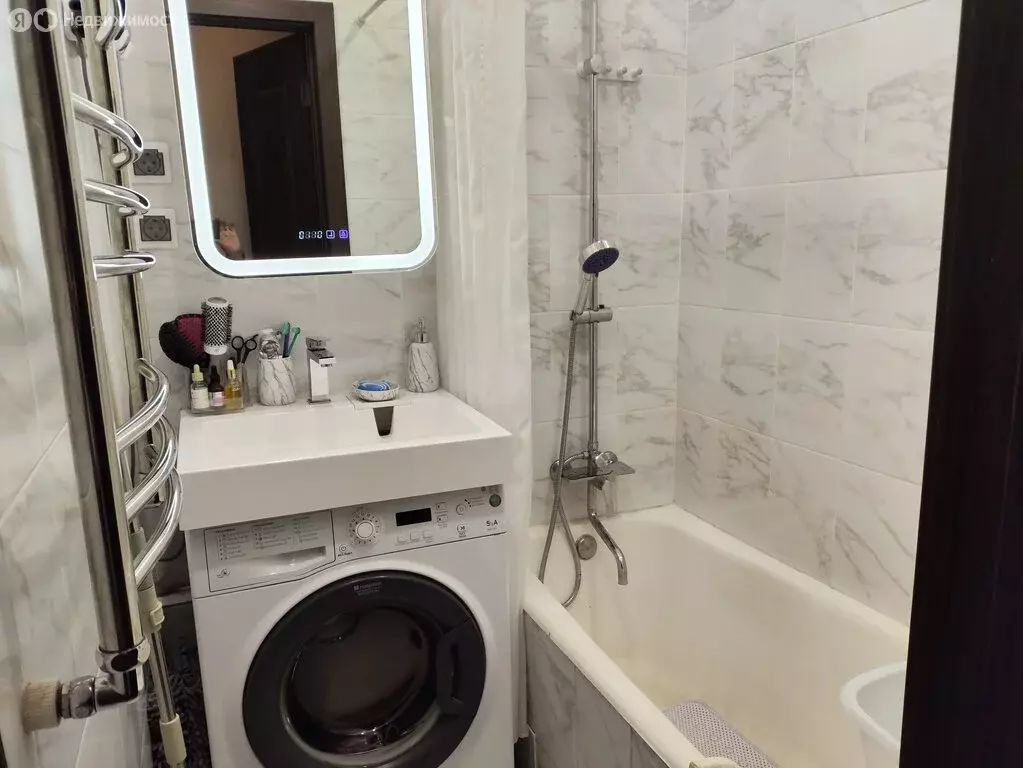 3-комнатная квартира: Санкт-Петербург, улица Турку, 2к3 (55.8 м) - Фото 1