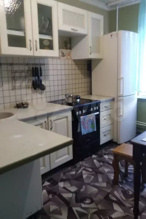 3-к. квартира, 60 м, 3/9 эт. - Фото 0