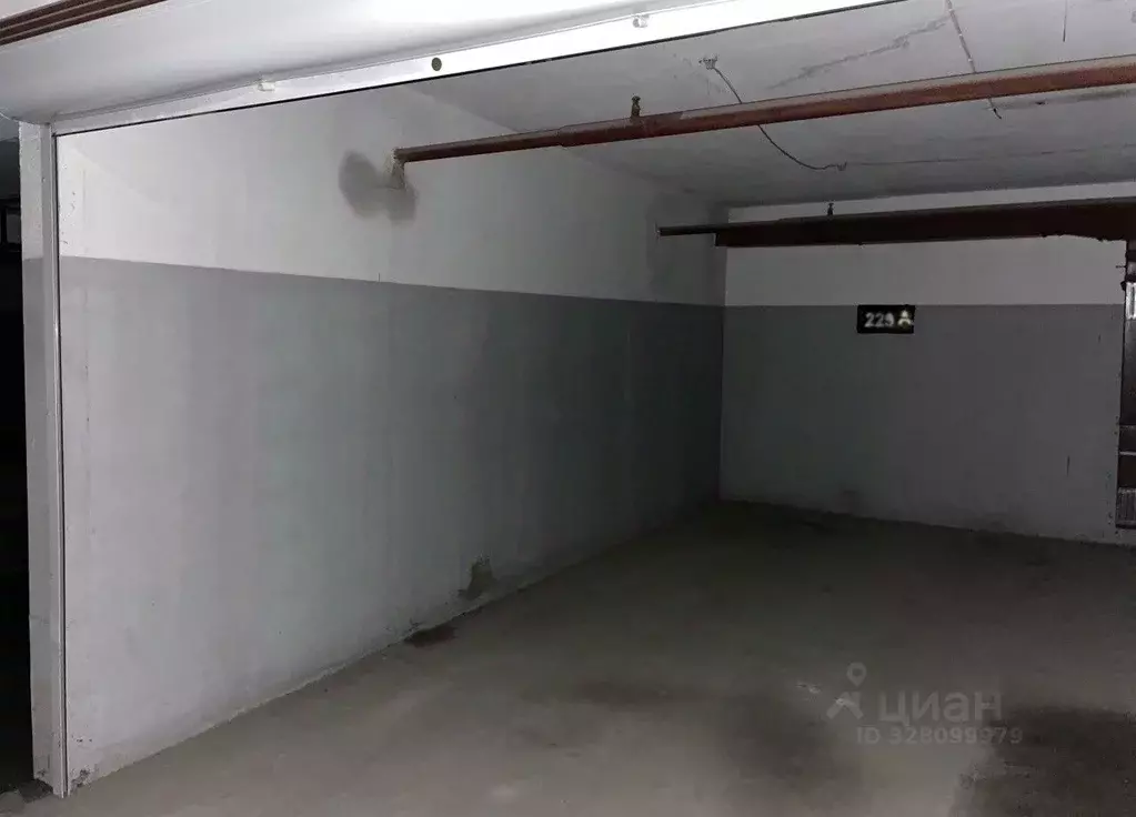 Гараж в Свердловская область, Екатеринбург ул. Хохрякова, 72А (16 м) - Фото 1