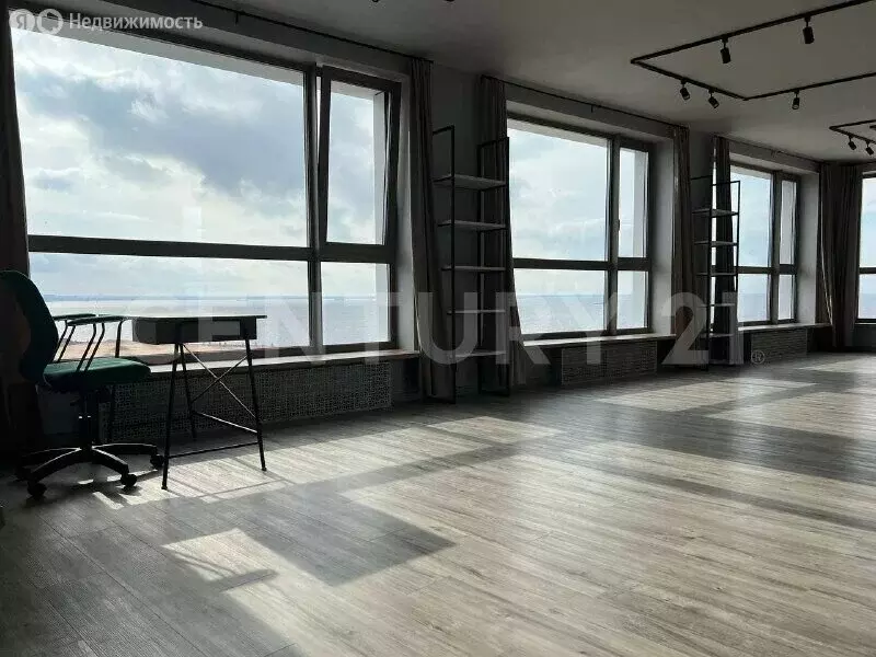 Квартира-студия: Санкт-Петербург, улица Челюскина, 8с1 (95 м) - Фото 1