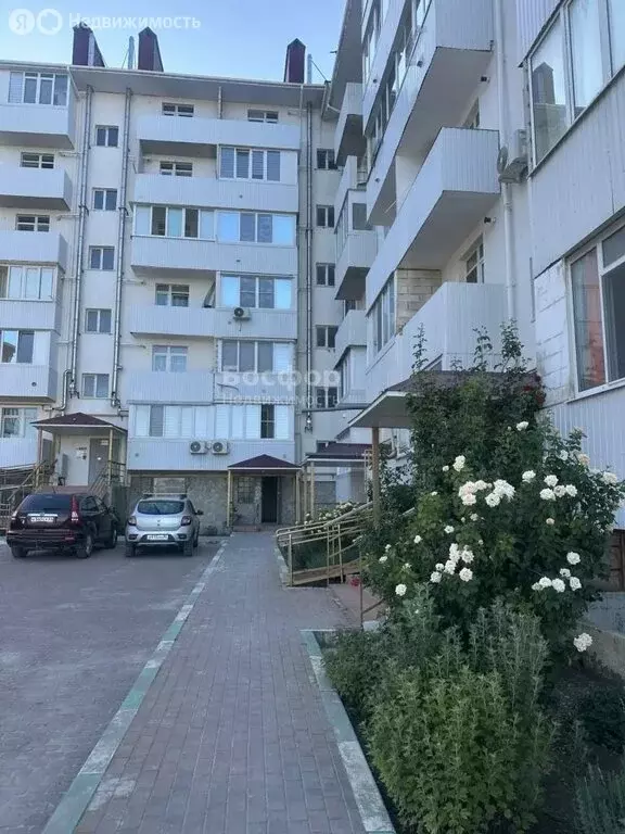 2-комнатная квартира: Феодосия, улица Габрусева, 13 (72.5 м) - Фото 1