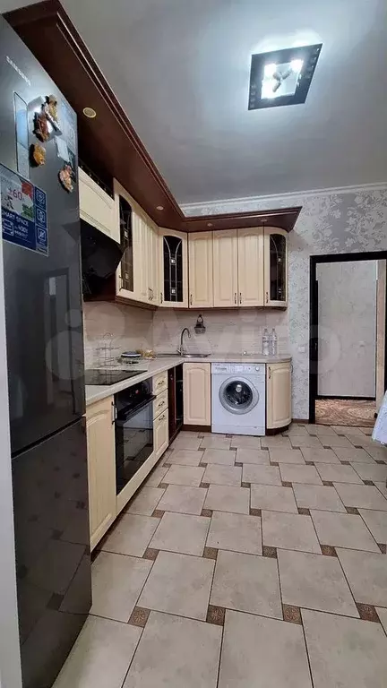 2-к. квартира, 75 м, 3/9 эт. - Фото 0