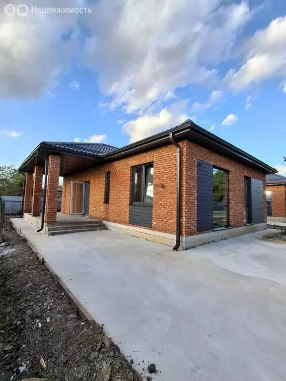 Дом в посёлок городского типа Афипский, Краснодарская улица, 32 (80 м) - Фото 0