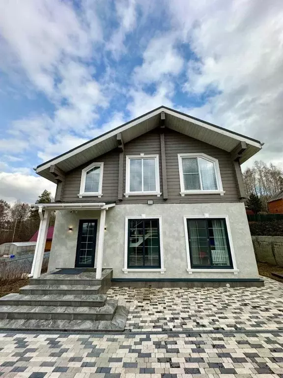 Дом в Красноярский край, Красноярск Беловежская ул., 4/292 (160 м) - Фото 1