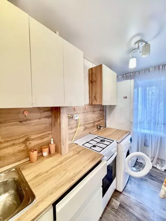 2-к. квартира, 30 м, 3/5 эт. - Фото 0