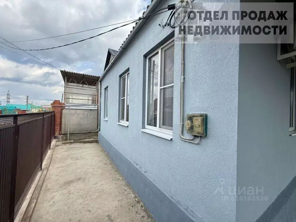 Дом в Краснодарский край, Крымск Южная ул. (61 м) - Фото 1