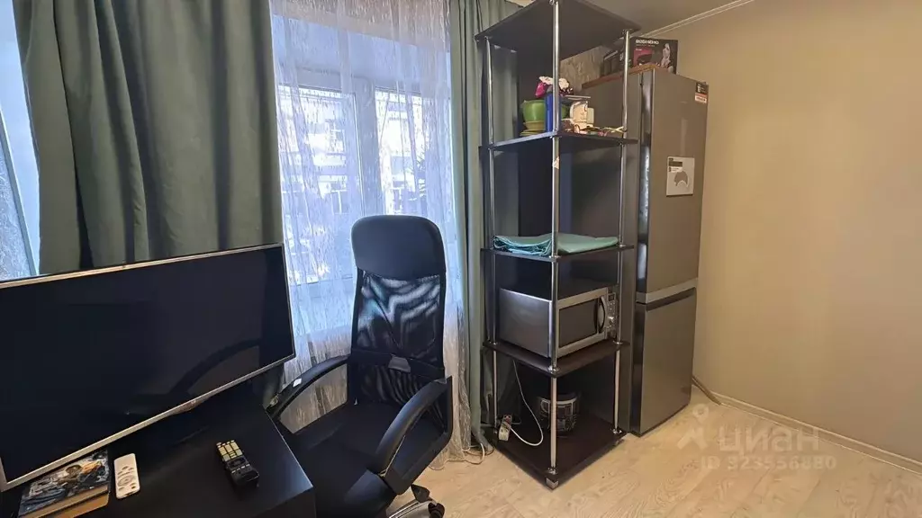 Комната Новосибирская область, Новосибирск ул. Дмитрия Шамшурина, 47 - Фото 1