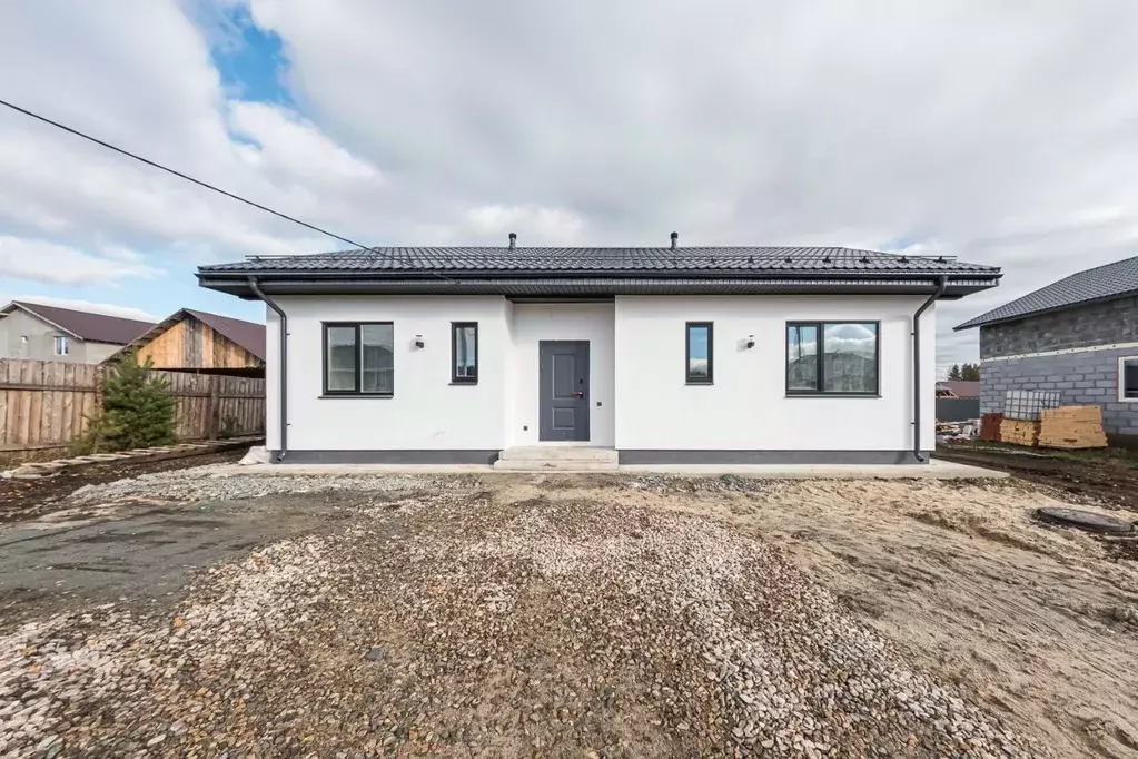 Коттедж в Свердловская область, Сысертский муниципальный округ, д. ... - Фото 1