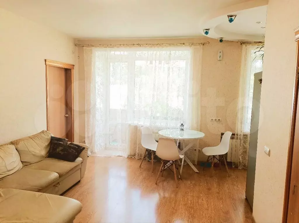 2-к. квартира, 42 м, 4/4 эт. - Фото 0
