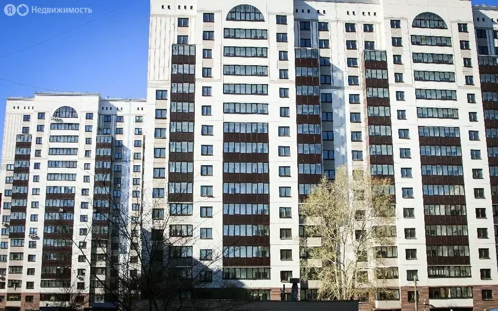 2-комнатная квартира: Челябинск, Российская улица, 269 (66.5 м) - Фото 1