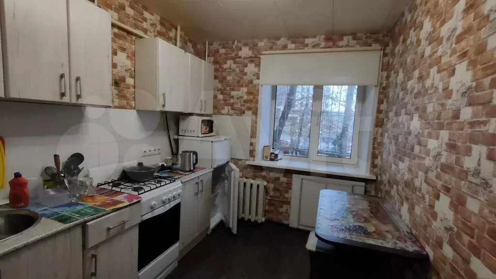 2-к. квартира, 50 м, 1/9 эт. - Фото 1