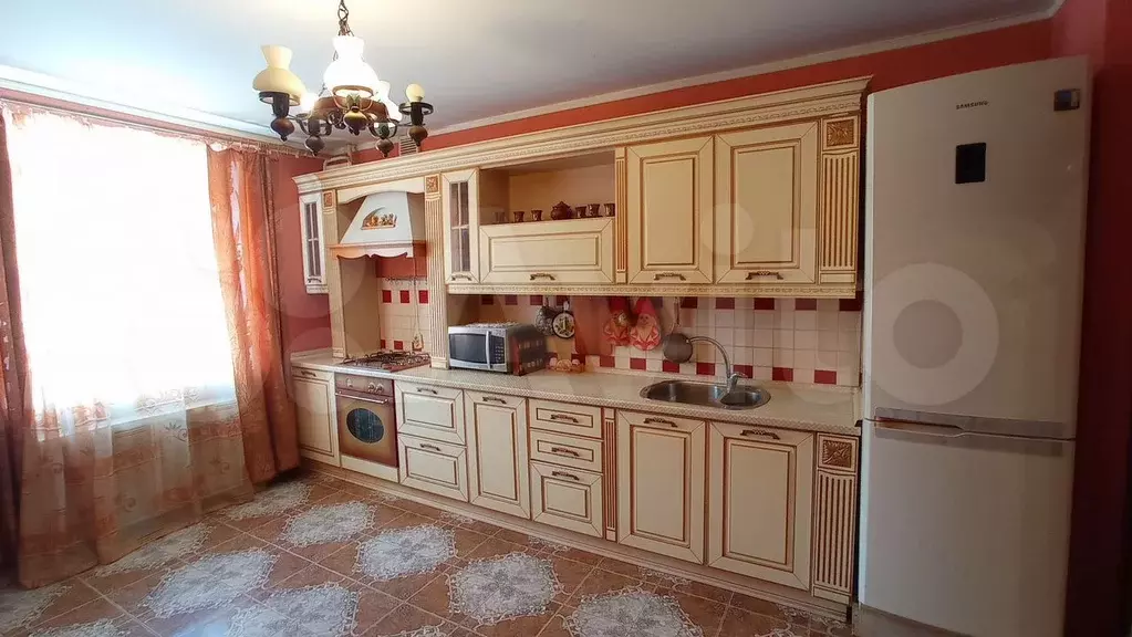 1-к. квартира, 50 м, 2/10 эт. - Фото 1