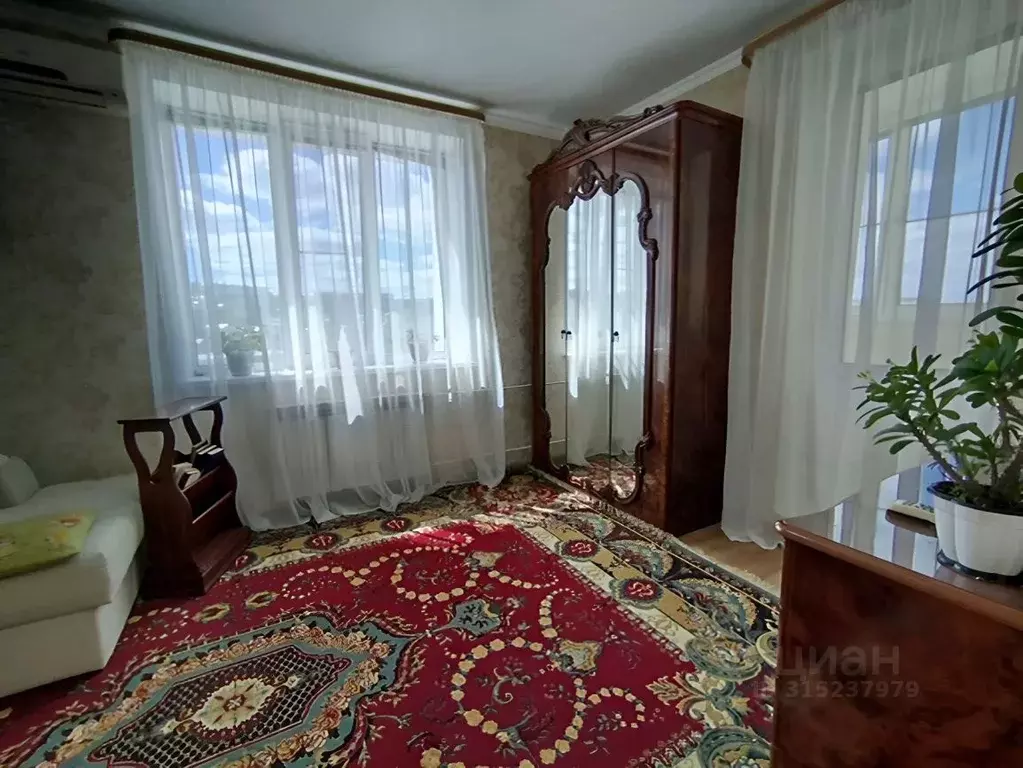 2-к кв. Пензенская область, Пенза ул. Суворова, 159 (72.0 м) - Фото 0