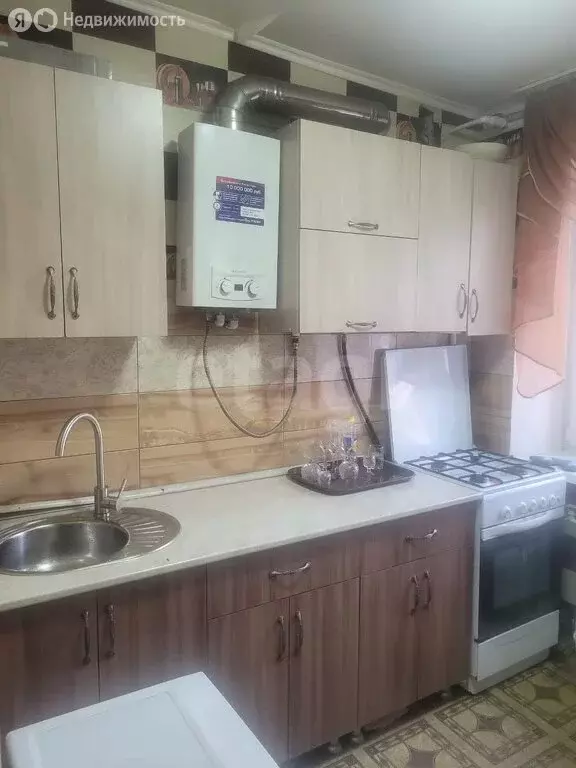 1-комнатная квартира: Майкоп, Прямая улица, 3 (31.8 м) - Фото 2