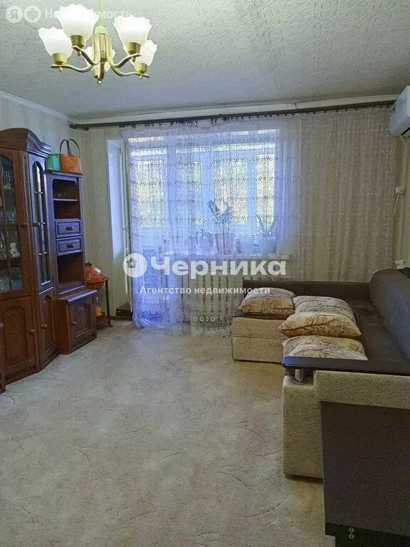 4-комнатная квартира: Новошахтинск, Харьковская улица, 14А (83.9 м) - Фото 0