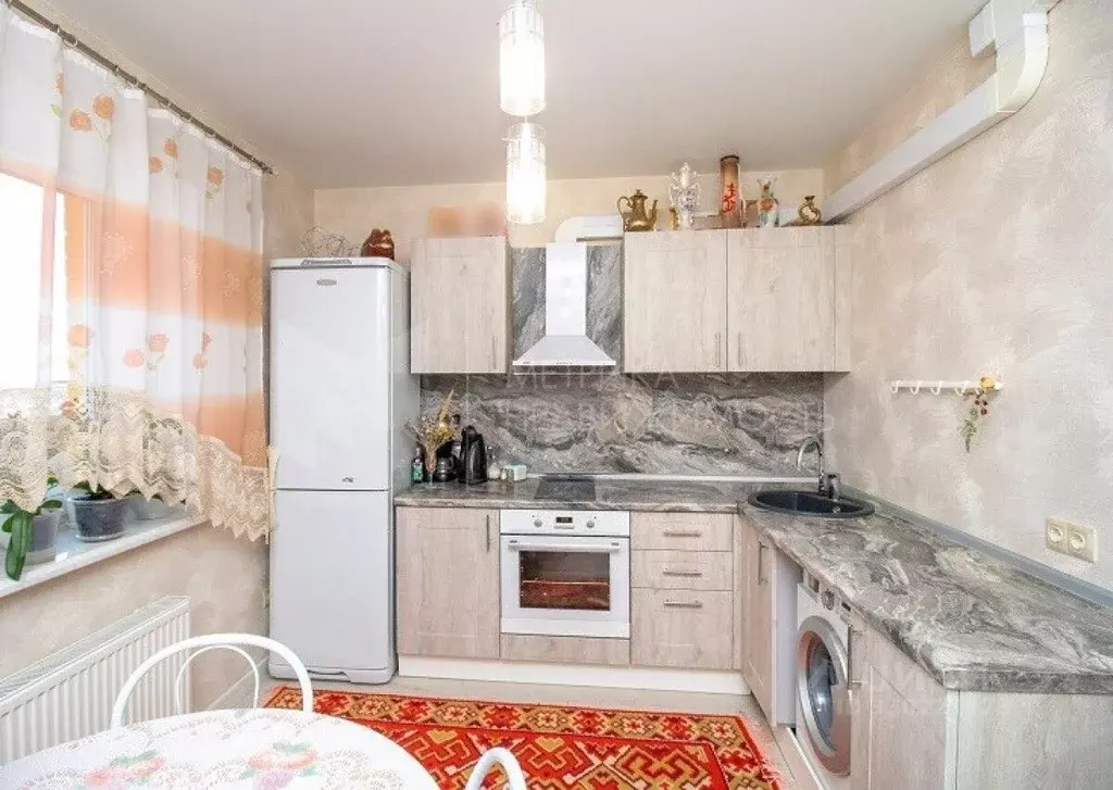 1-к кв. Тюменская область, Тюмень ул. Дружбы, 73 (39.2 м) - Фото 1